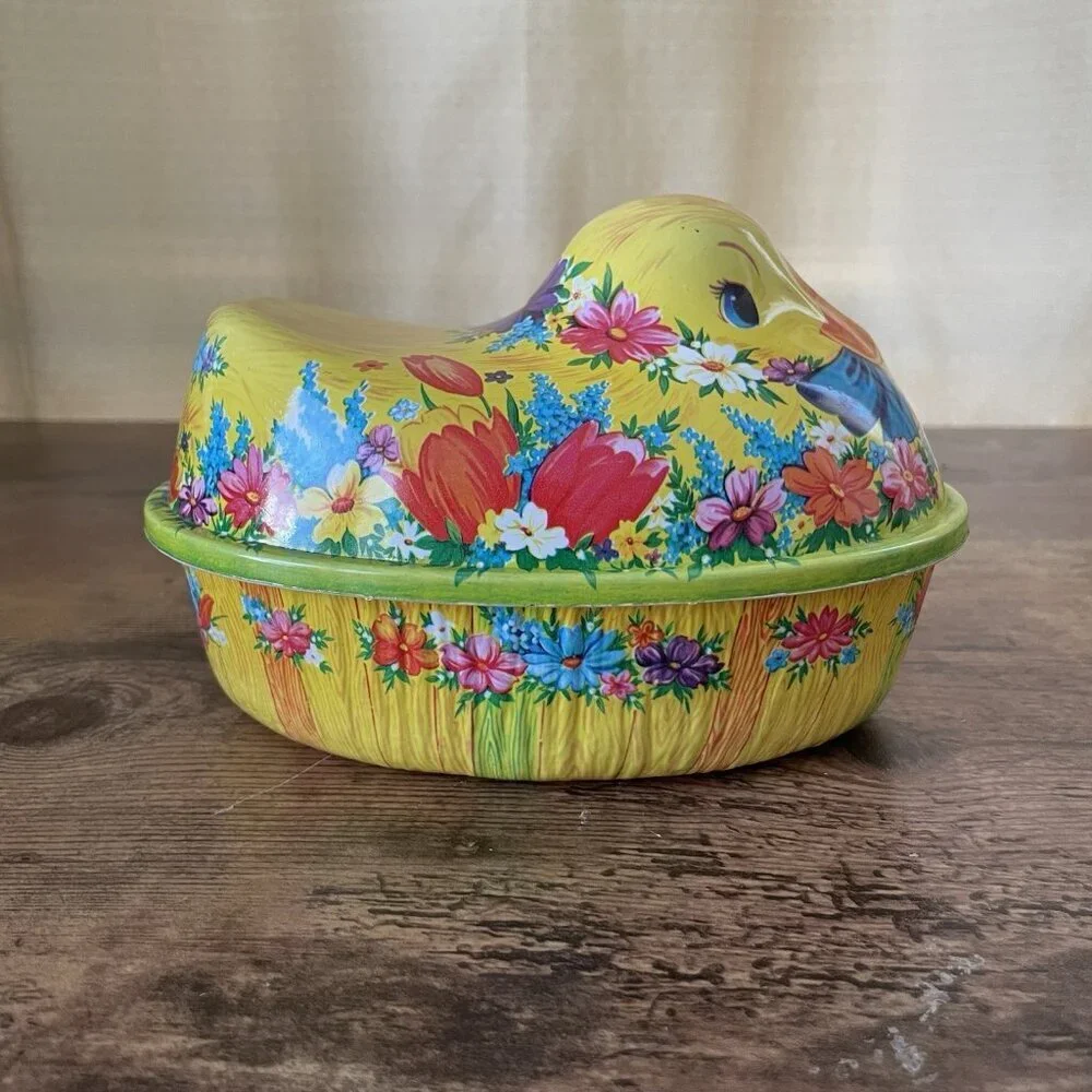Vintage Ullman Easter Candy Container Duck on Nest Yellow Floral Molded Plastic
